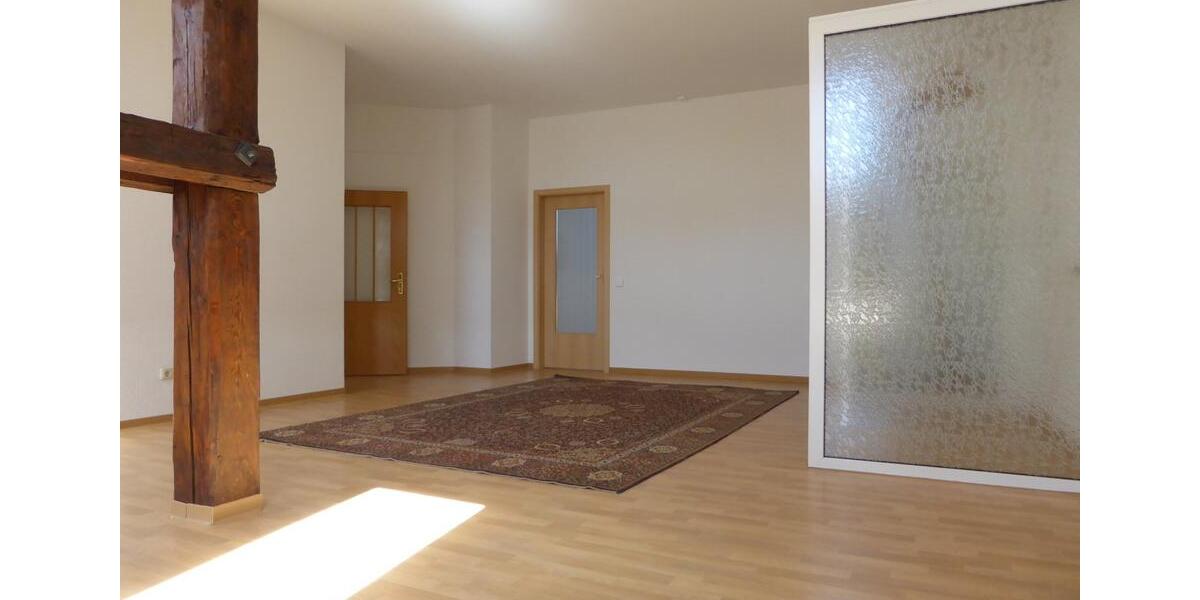 Dachgeschoßwohnung Merseburg - 3.5 Zimmer, 105 m&sup2;, 525&euro; | Angebot:22129093