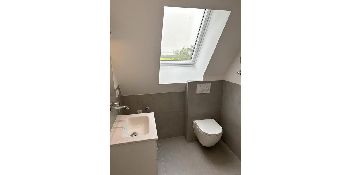 WG-Zimmer in 2er WG, Dachgeschoss, modern 1 zimmer