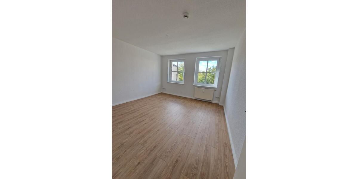 Etagenwohnung Magdeburg Brückfeld - 7 Zimmer, 129 m&sup2;, 889&euro; | Angebot:26660659