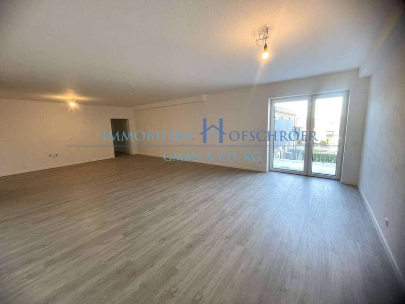 M 313-14 - Betreutes Wohnen! Großzügige 2-Zimmer-Wohnung mit Balkon und Aufzug!