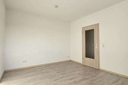 Wohnung Hartha - 1 Zimmer, 33 m&sup2;, 220&euro; | Angebot:24637800