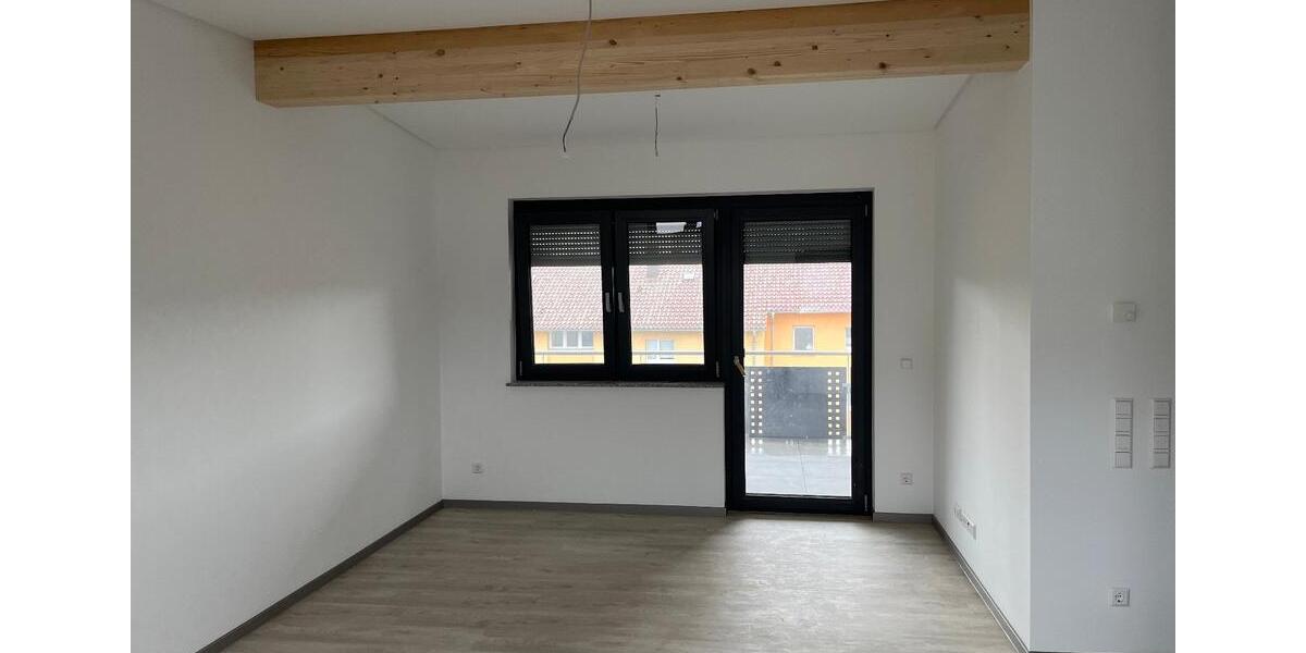 Dachgeschoßwohnung Albstadt - 3 Zimmer, 66 m&sup2;, 760&euro; | Angebot:25221156