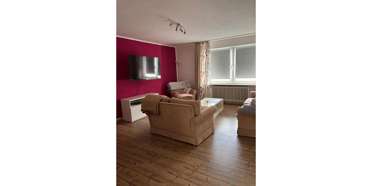 Etagenwohnung Gelsenkirchen - 2 Zimmer, 60 m&sup2;, 900&euro; | Angebot:26446381