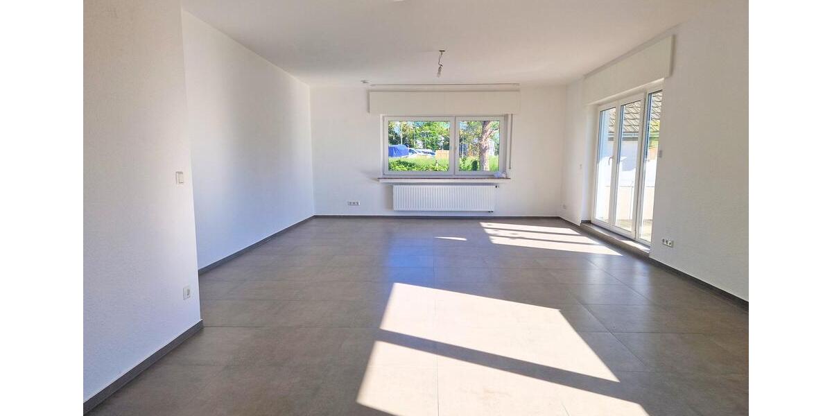 Erdgeschoßwohnung Hennef (Sieg) - 3 Zimmer, 120 m&sup2;, 1.310&euro; | Angebot:26562088