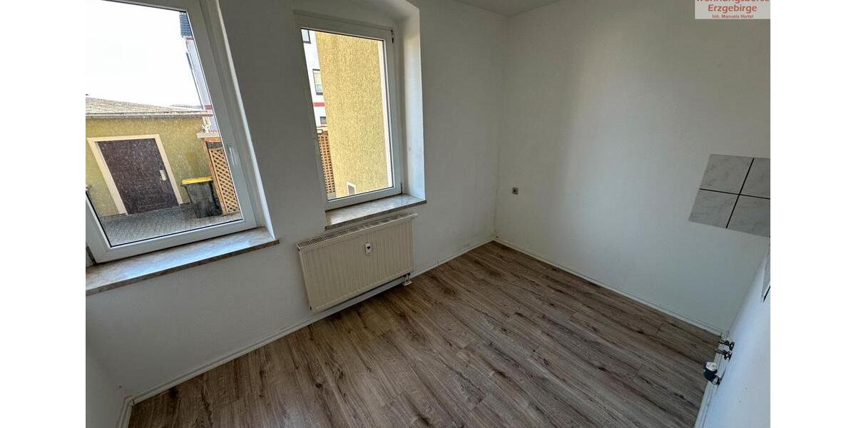 Erdgeschoßwohnung Oelsnitz (Erzgebirge) - 3 Zimmer, 85 m&sup2;, 510&euro; | Angebot:24184540