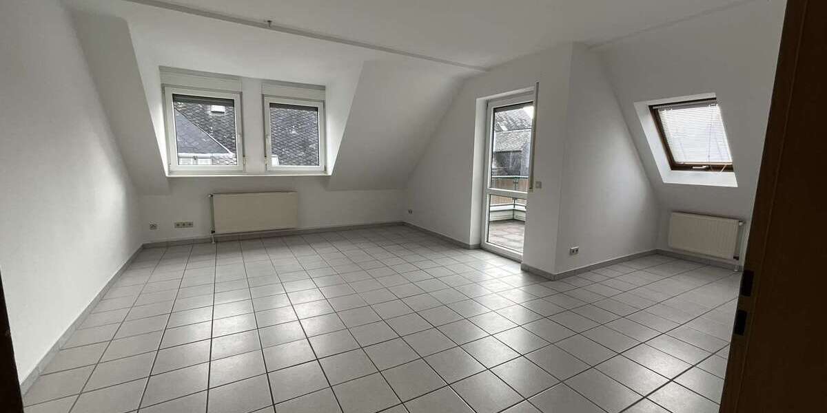 Etagenwohnung Koblenz-Rübenach Rübenach - 4 Zimmer, 103 m&sup2;, 920&euro; | Angebot:24508359