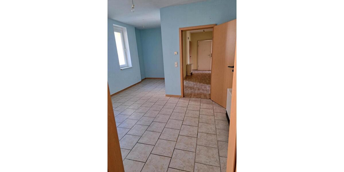 Erdgeschoßwohnung Gerbstedt - 3 Zimmer, 90 m&sup2;, 380&euro; | Angebot:25802642