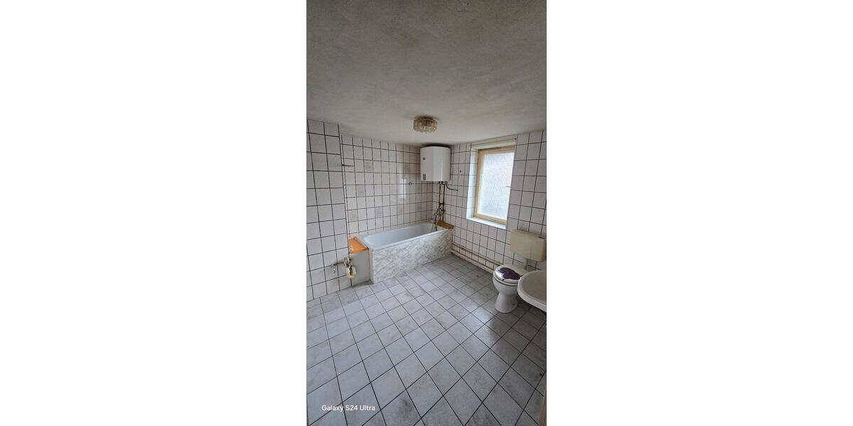 Etagenwohnung Ellrich - 2 Zimmer, 80 m&sup2;, 400&euro; | Angebot:26246666