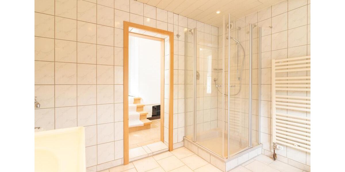 Ab sofort verfügbar: Teilsanierte Doppelhaushälfte in Cismar 4 zimmer