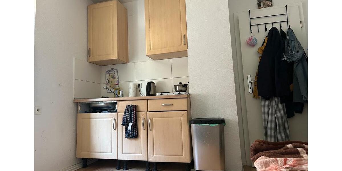 Etagenwohnung Kassel Südstadt - 1 Zimmer, 25 m&sup2;, 430&euro; | Angebot:26387627