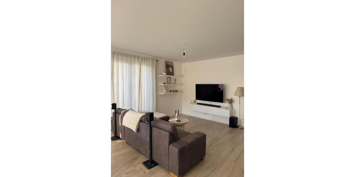 Erdgeschoßwohnung Detmold Hakedahl - 2 Zimmer, 62 m&sup2;, 775&euro; | Angebot:25377325
