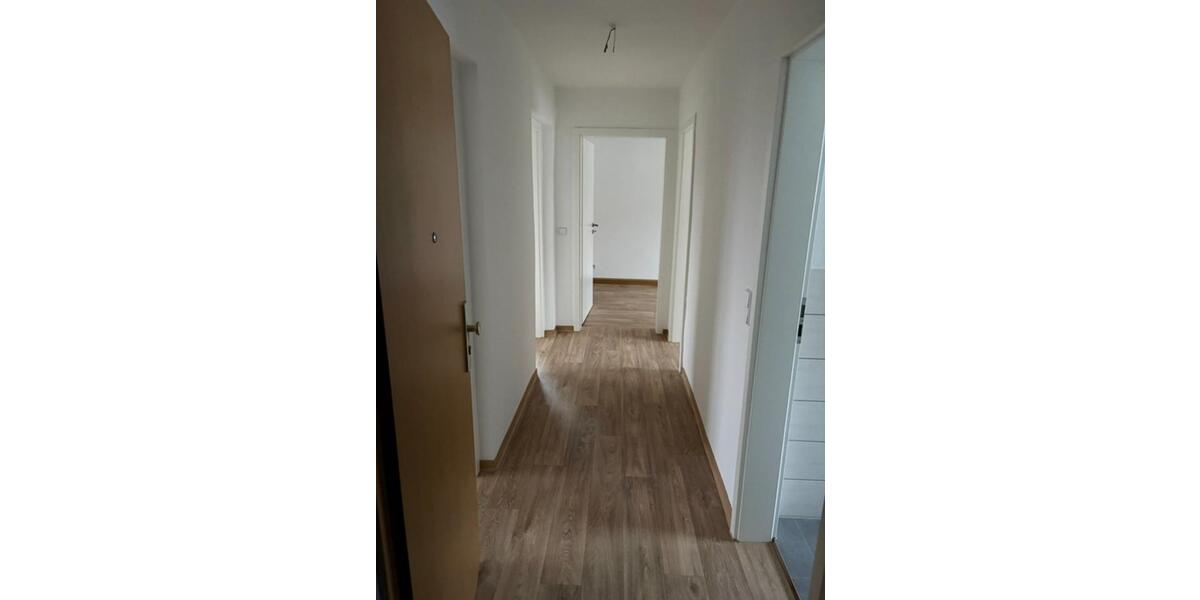 Wann dürfen wir Sie begrüßen? Neu sanierte 3-Raum-Wohnung in Greußen. 3 zimmer