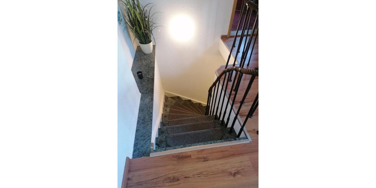 Etagenwohnung Kolkwitz - 3 Zimmer, 90 m&sup2;, 900&euro; | Angebot:24741000