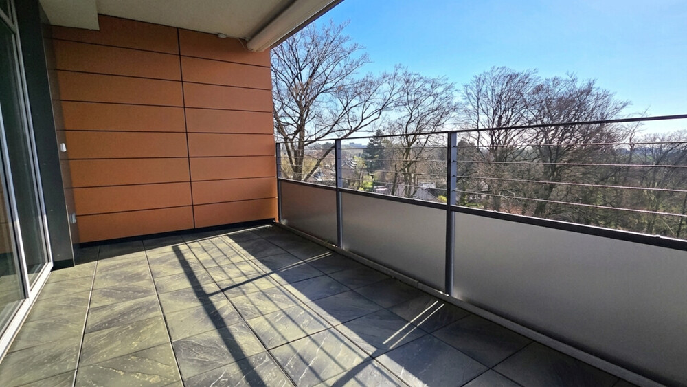 Hoch oben wohnen und die Sonne genießen - Dachgeschoßwohnung Mettmann Metzkausen | Angebot:25919158