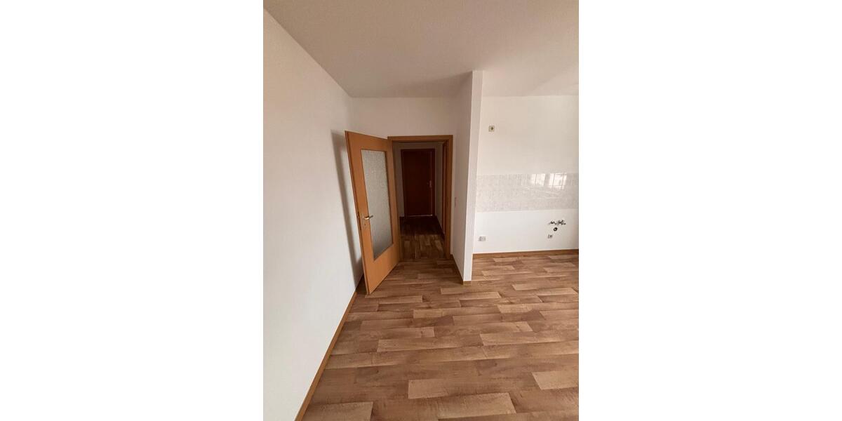 Etagenwohnung Döbeln - 1 Zimmer, 35 m&sup2;, 330&euro; | Angebot:24726732