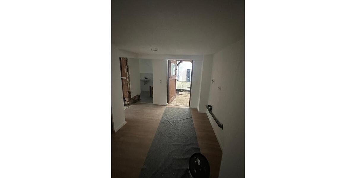 Erdgeschoßwohnung Kreuztal - 2.5 Zimmer, 80 m&sup2;, 800&euro; | Angebot:24327647