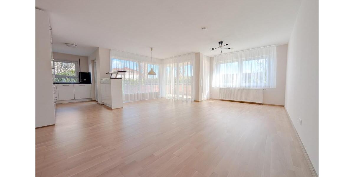 Erdgeschoßwohnung Backnang - 3.5 Zimmer, 93 m&sup2;, 1.350&euro; | Angebot:25994982