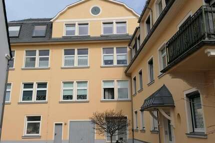 Wohnung zum Mieten in Großröhrsdorf 1.200 € 160 m² 5 zimmer