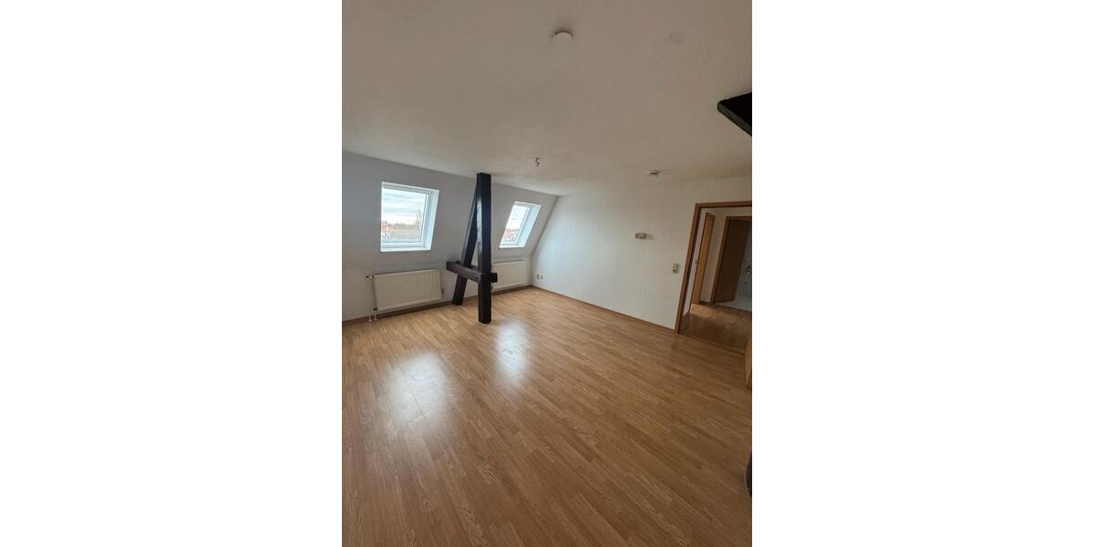Dachgeschoßwohnung Magdeburg Diesdorf - 2 Zimmer, 60 m&sup2;, 440&euro; | Angebot:26038141