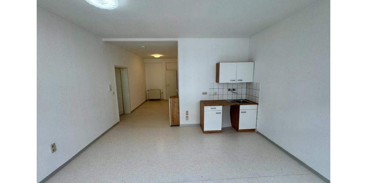 Etagenwohnung Neustrelitz - 1 Zimmer, 45 m&sup2;, 360&euro; | Angebot:25591917
