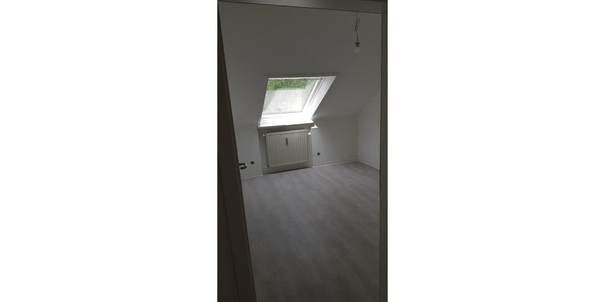 Dachgeschoßwohnung Hofbieber - 4 Zimmer, 82 m&sup2;, 750&euro; | Angebot:26323132