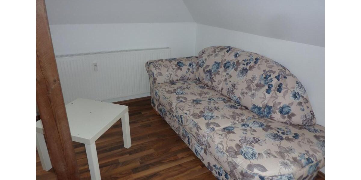 Dachgeschoßwohnung Menslage - 3 Zimmer, 100 m&sup2;, 700&euro; | Angebot:24308566