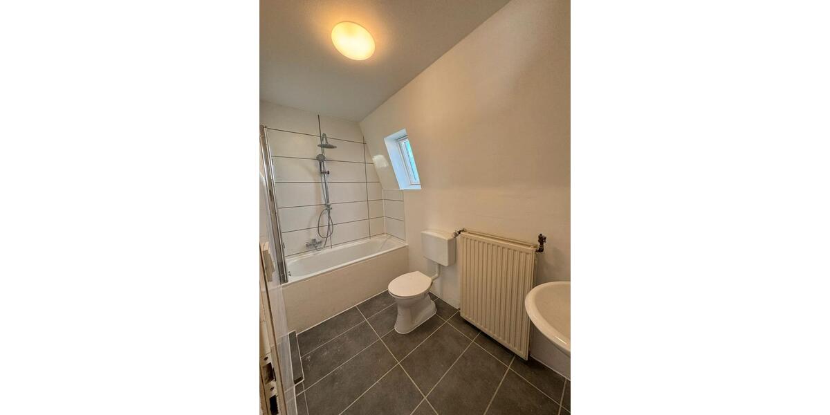 Einfamilienhaus Lamstedt - 6 Zimmer, 210 m&sup2;, 2.100&euro; | Angebot:26690437