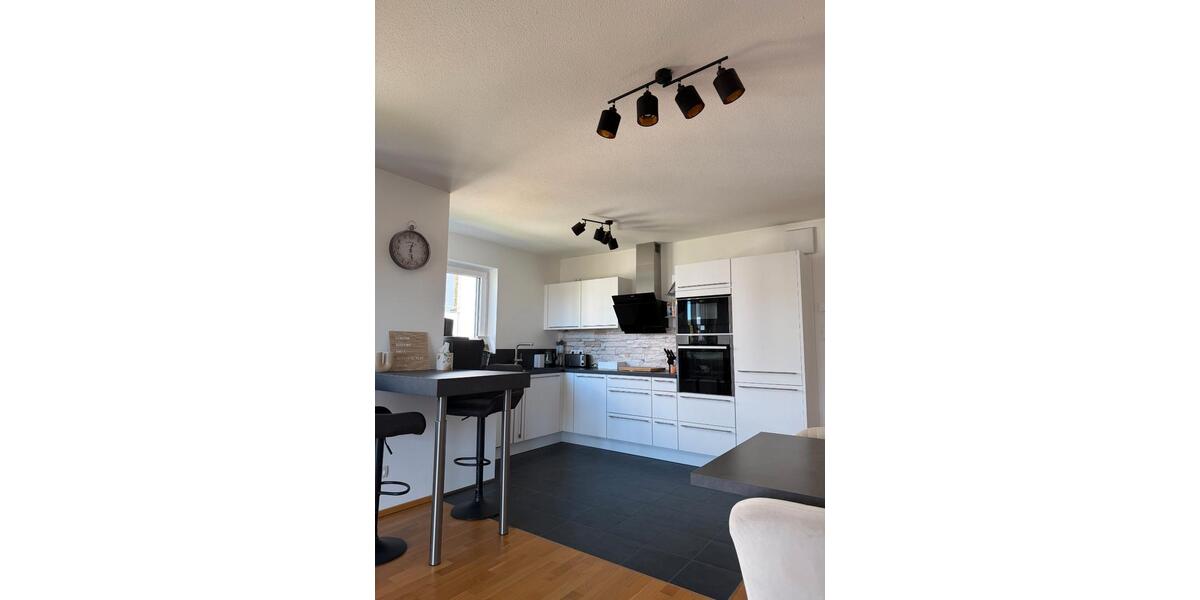 Etagenwohnung Schweitenkirchen - 3 Zimmer, 99 m&sup2;, 1.720&euro; | Angebot:26316524