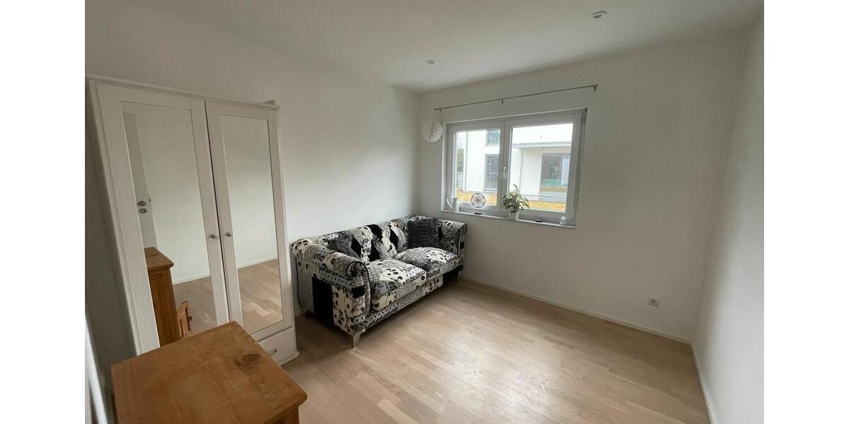 Erdgeschoßwohnung Memmingen - 1 Zimmer, 10 m&sup2;, 610&euro; | Angebot:25989103