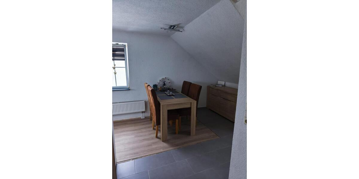 Dachgeschoßwohnung Rot am See - 3 Zimmer, 77 m&sup2;, 650&euro; | Angebot:24441196