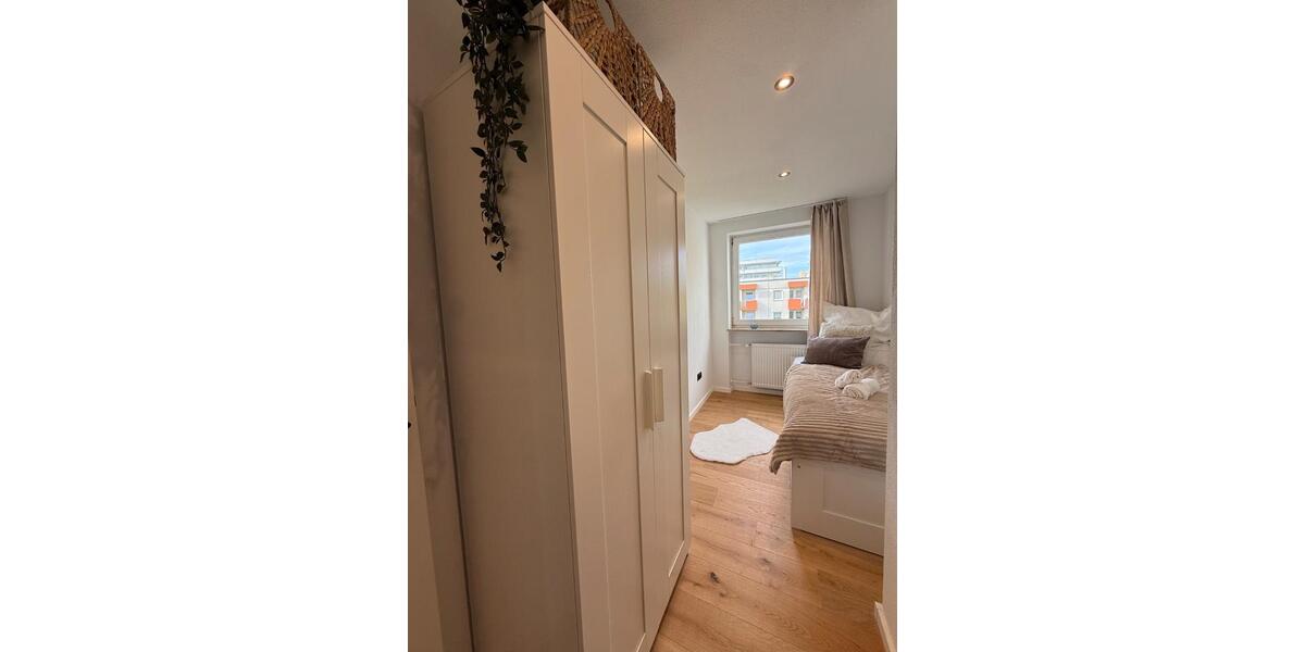 Wohnen auf Zeit München Bogenhausen - 4 Zimmer, 9 m&sup2;, 840&euro; | Angebot:26145138