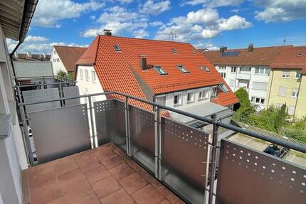 Zentral gelegene 3-Zimmer Wohnung mit Balkon in Degerloch