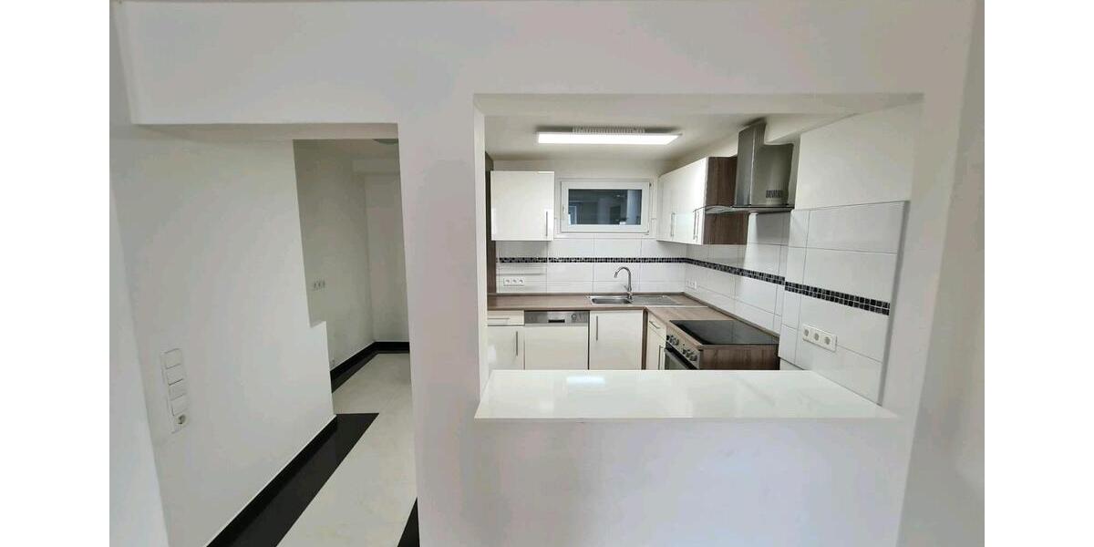 Erdgeschoßwohnung Stuttgart Luginsland - 2 Zimmer, 1.120&euro; | Angebot:19745056