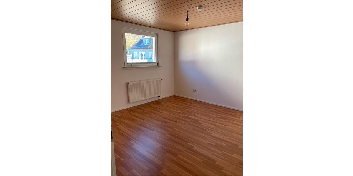 Etagenwohnung Gersheim - 3 Zimmer, 85 m&sup2;, 620&euro; | Angebot:26056734