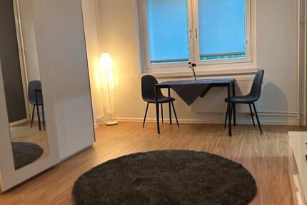 Möblierte 1 Zimmer Wohnung Nähe S-Bahnhof Landsbergerallee zimmer