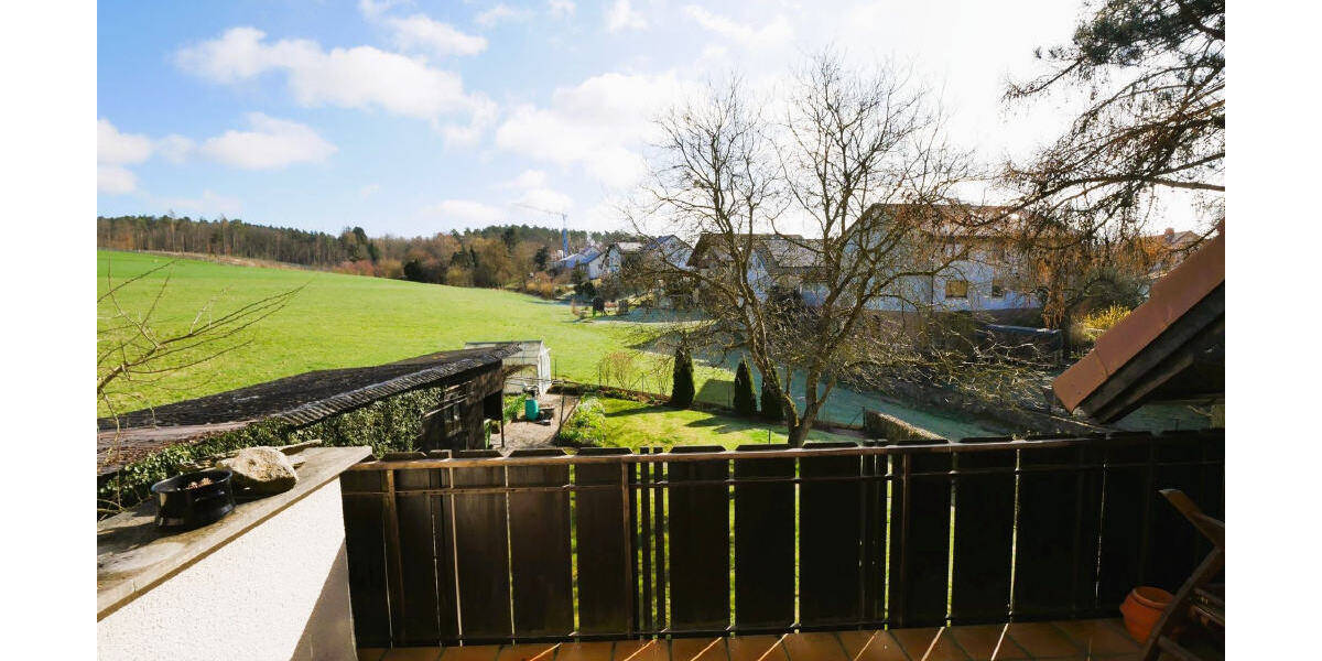 Etagenwohnung Untersiemau Weißenbrunn a. Forst - 3 Zimmer, 95 m&sup2;, 710&euro; | Angebot:25969789