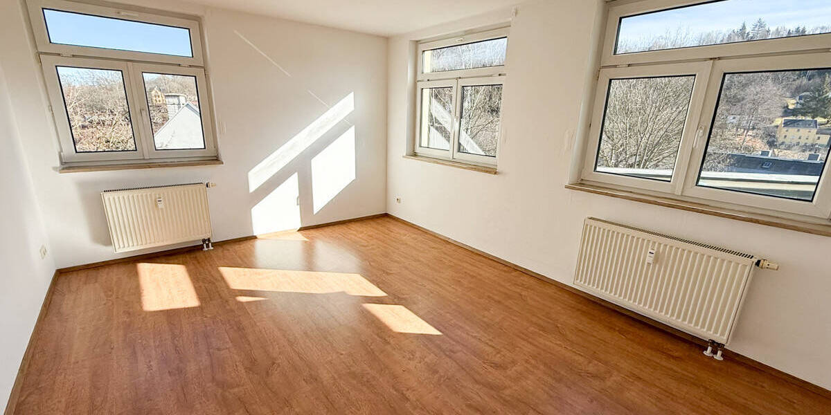 Etagenwohnung Annaberg-Buchholz / Buchholz Buchholz - 3 Zimmer, 96 m&sup2;, 576&euro; | Angebot:24043867
