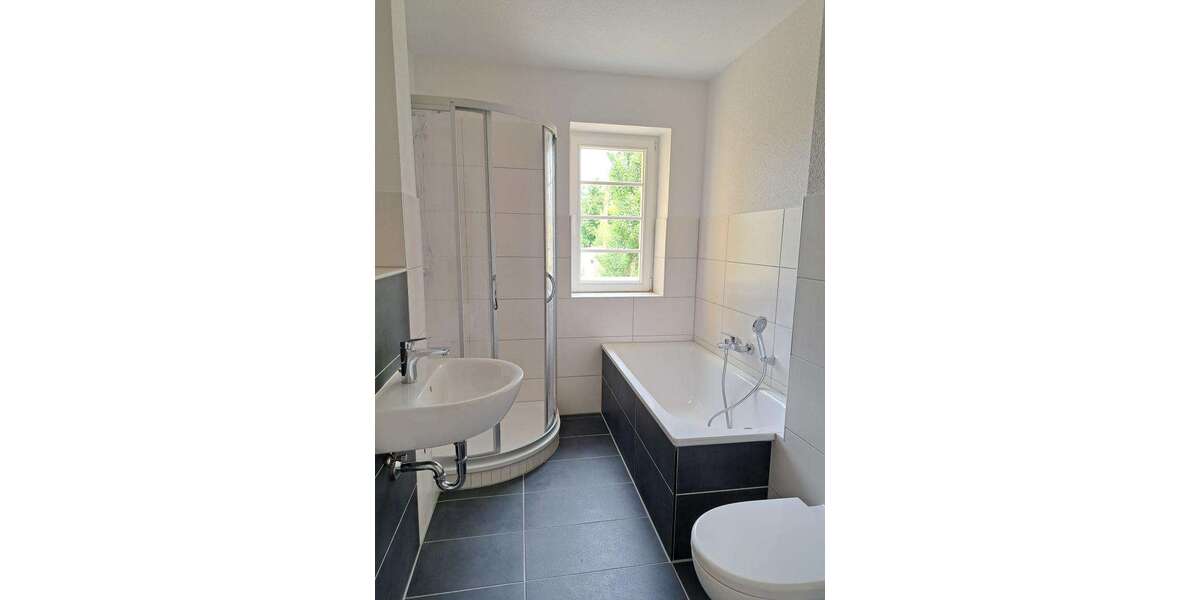 Etagenwohnung Magdeburg Diesdorf - 4 Zimmer, 80 m&sup2;, 880&euro; | Angebot:25271012