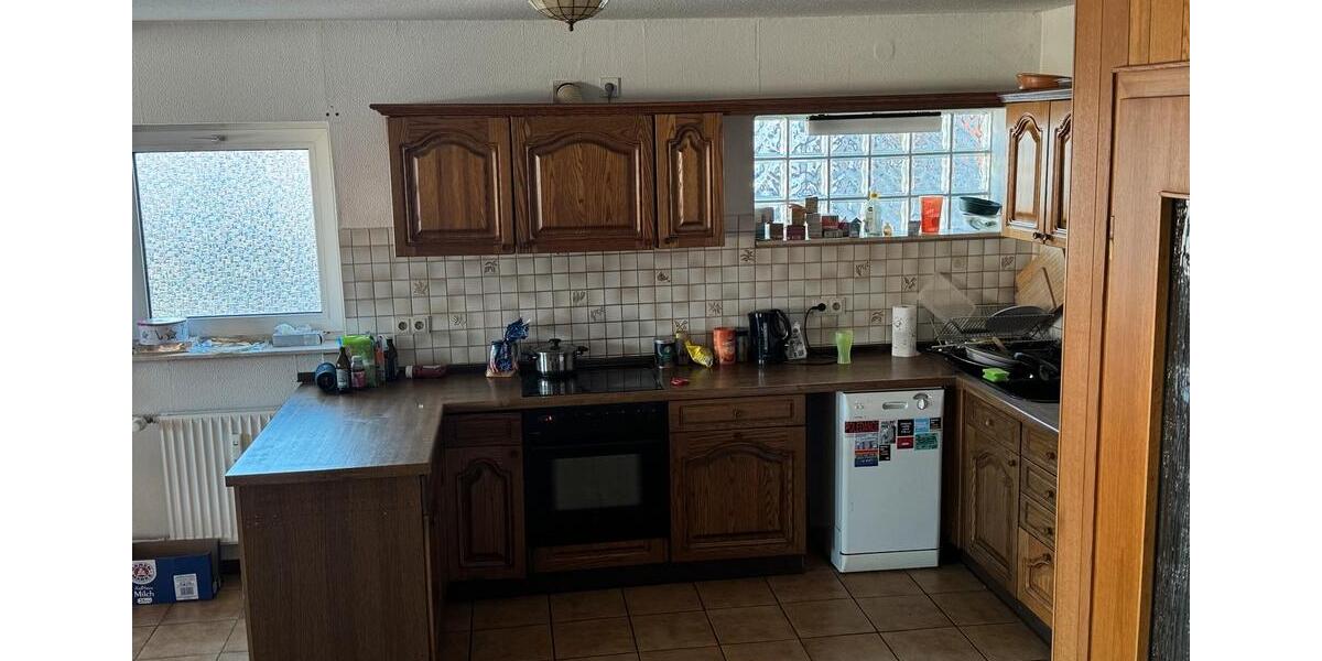 Wohnen auf Zeit Marburg - 6 Zimmer, 15 m&sup2;, 500&euro; | Angebot:26671360