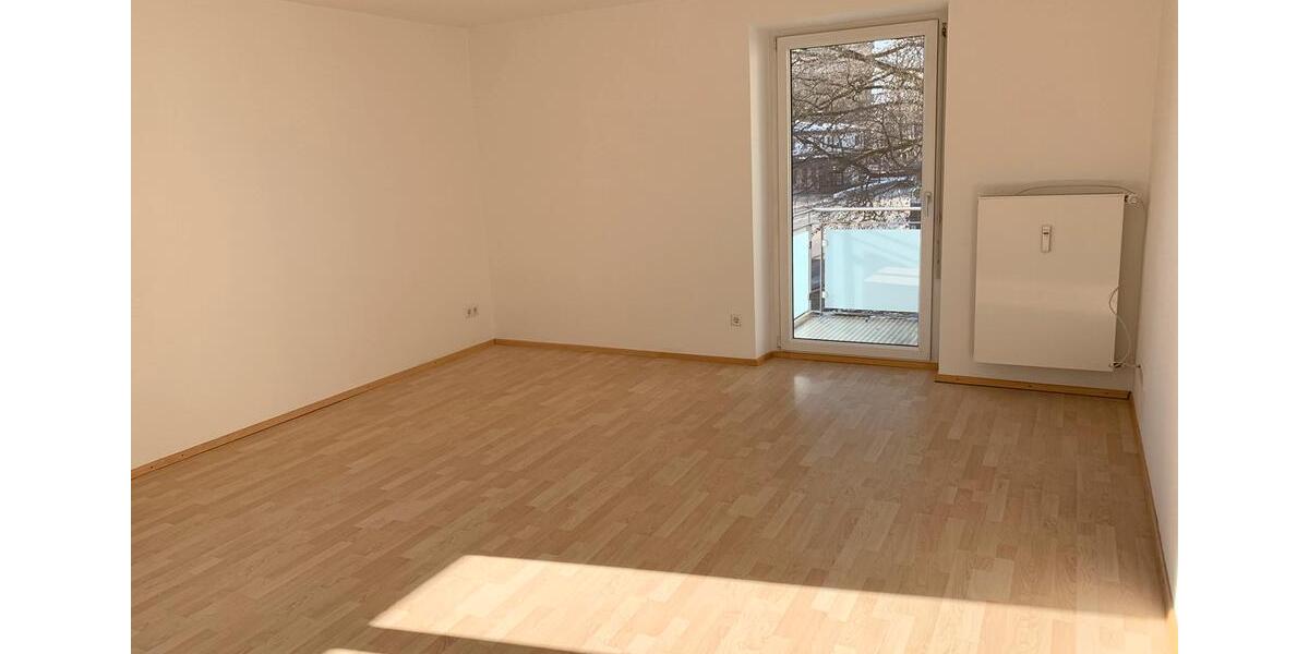 Etagenwohnung Geretsried - 3 Zimmer, 97 m&sup2;, 1.450&euro; | Angebot:24803138