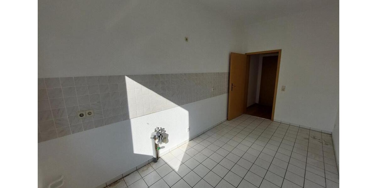 Hochparterre Döbeln - 1 Zimmer, 52 m&sup2;, 286&euro; | Angebot:25582035