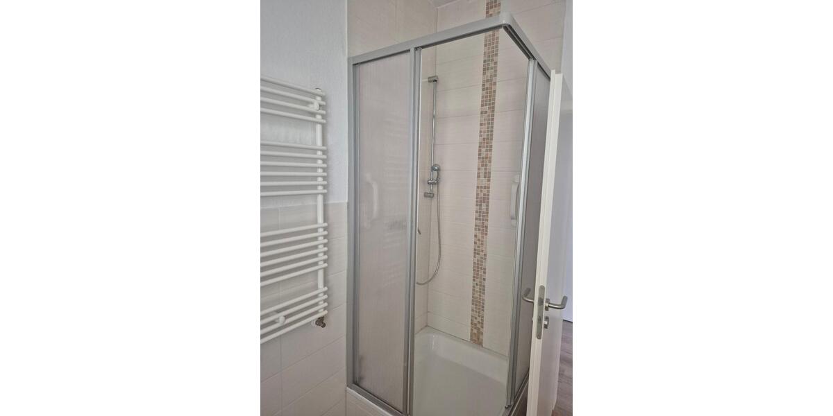 Erdgeschoßwohnung Wilhelmshaven - 1.5 Zimmer, 59 m&sup2;, 425&euro; | Angebot:23687543