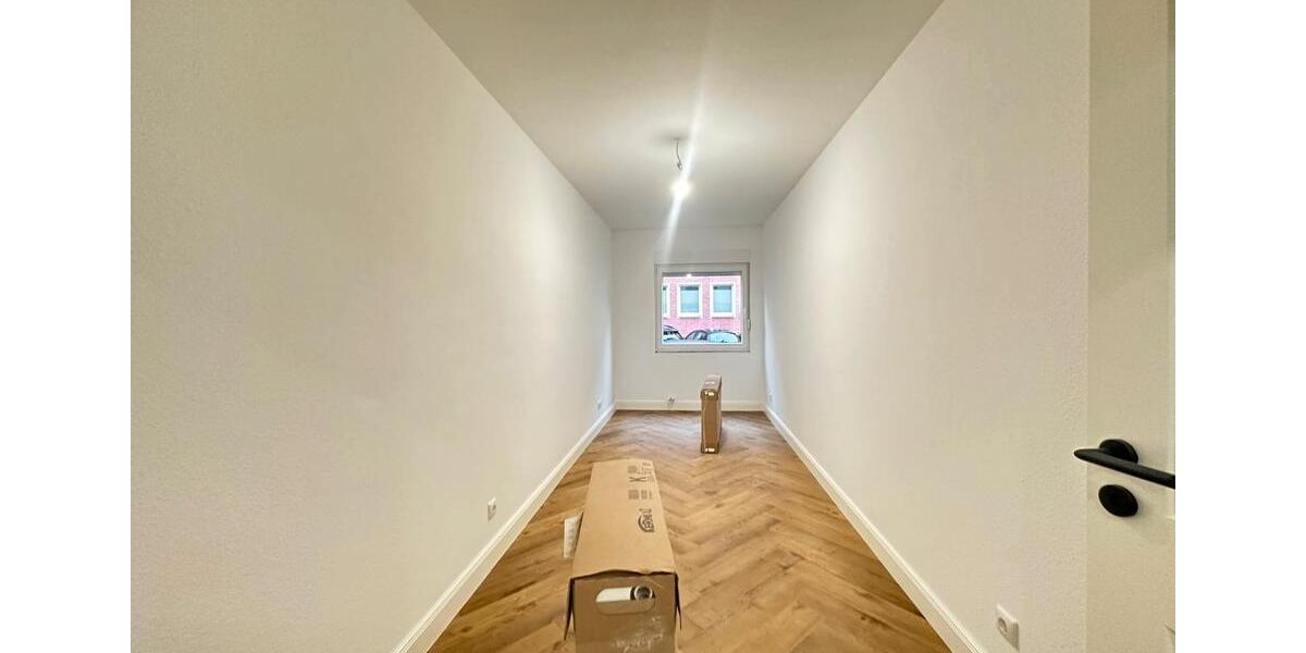 Wohnen auf Zeit Frankfurt am Main Ostend - 6 Zimmer, 121 m&sup2;, 560&euro; | Angebot:26545512