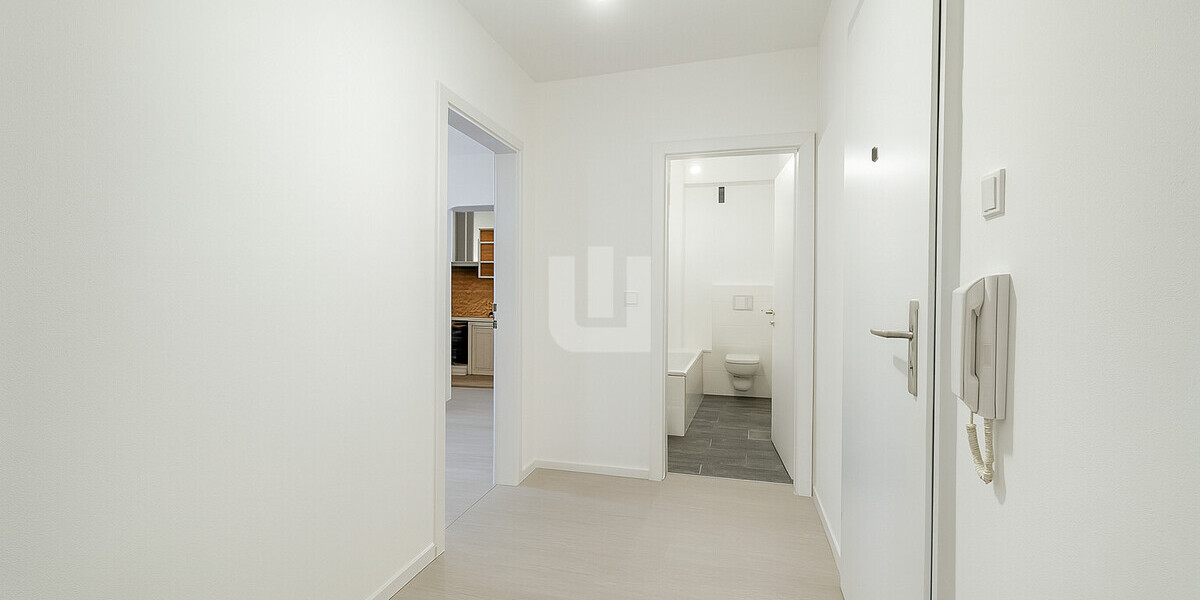 WINDISCH IMMOBILIEN - Helle 2-Zimmer-Wohnung am Kolumbusplatz - frei ab 01.01. 2 zimmer