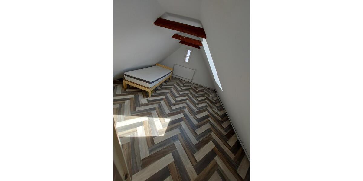 Etagenwohnung Springe - 1 Zimmer, 10 m&sup2;, 320&euro; | Angebot:24745208