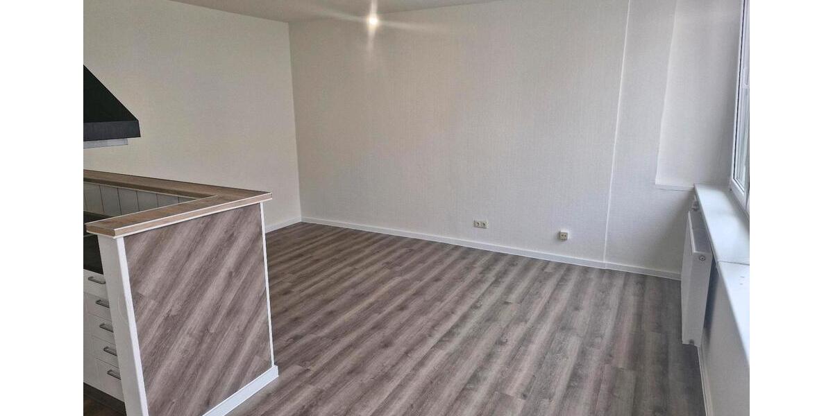 Etagenwohnung Schwerin Neumühle - 2 Zimmer, 61 m&sup2;, 700&euro; | Angebot:26563573