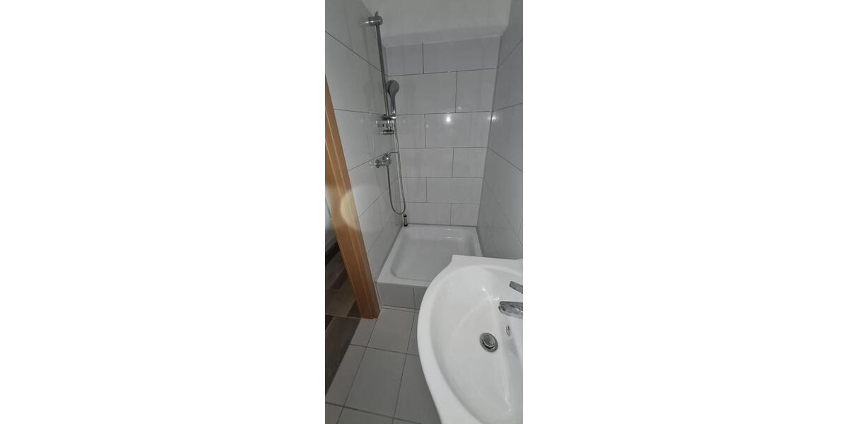 Studio zur Miete, Energieeffizienz B, Küche mit Spüle, Kühlschrank und Herd, stufenloser Zugang, Sicherheitstür, separater Eingang 1 zimmer