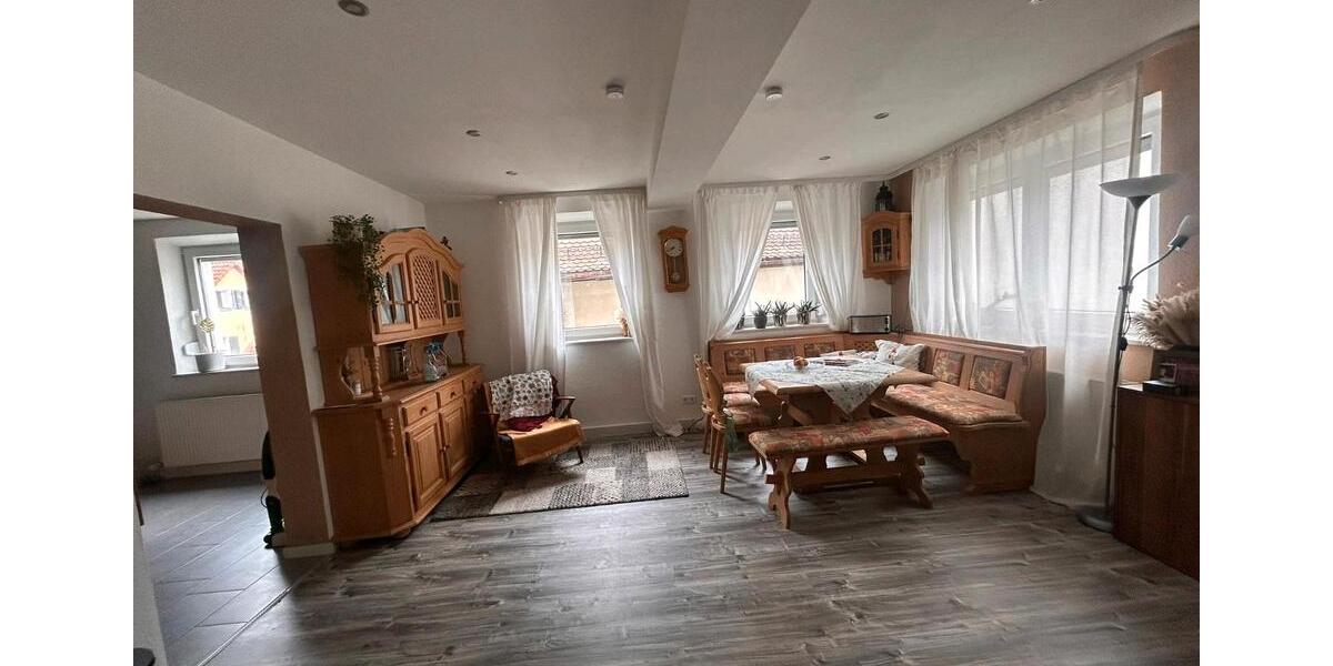 Erdgeschoßwohnung Gräfenberg - 3 Zimmer, 80 m&sup2;, 700&euro; | Angebot:26013035