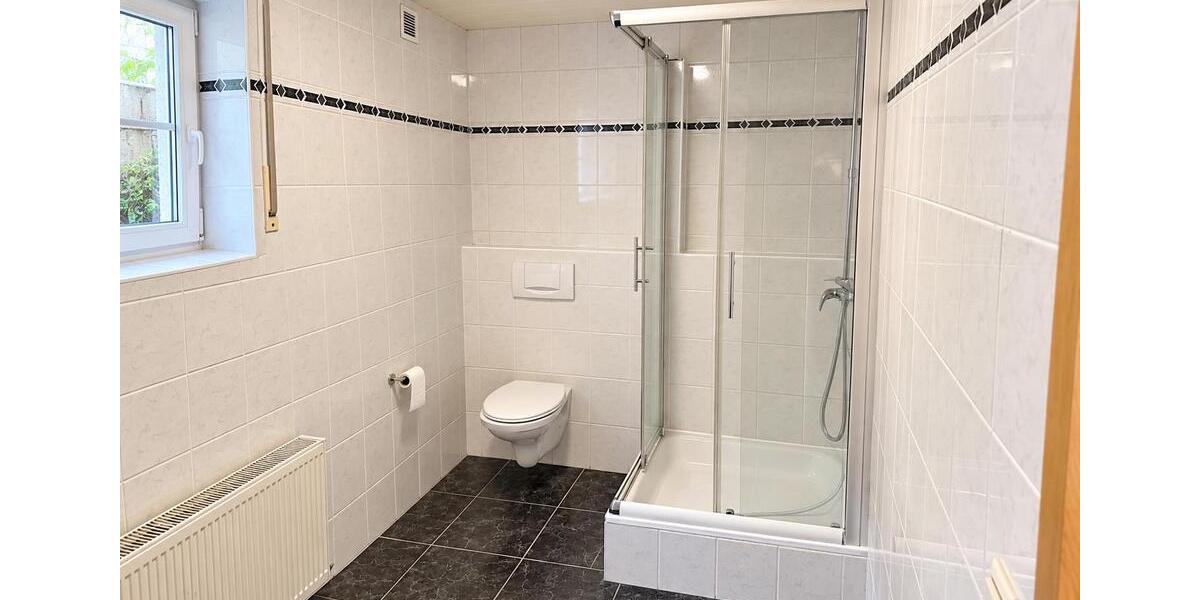 Erdgeschoßwohnung Arnsberg - 2 Zimmer, 76 m&sup2;, 590&euro; | Angebot:27626499