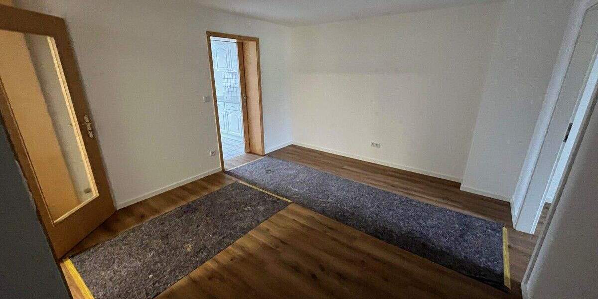 Etagenwohnung Regensburg / Reinhausen Reinhausen - 5 Zimmer, 16 m&sup2;, 520&euro; | Angebot:25686019
